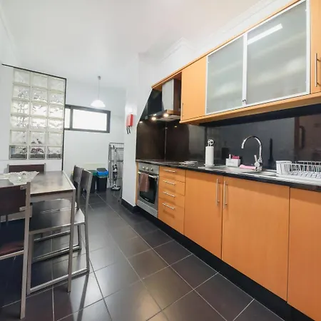 Falcon Flat By Mth * Santa Cruz - Madeira